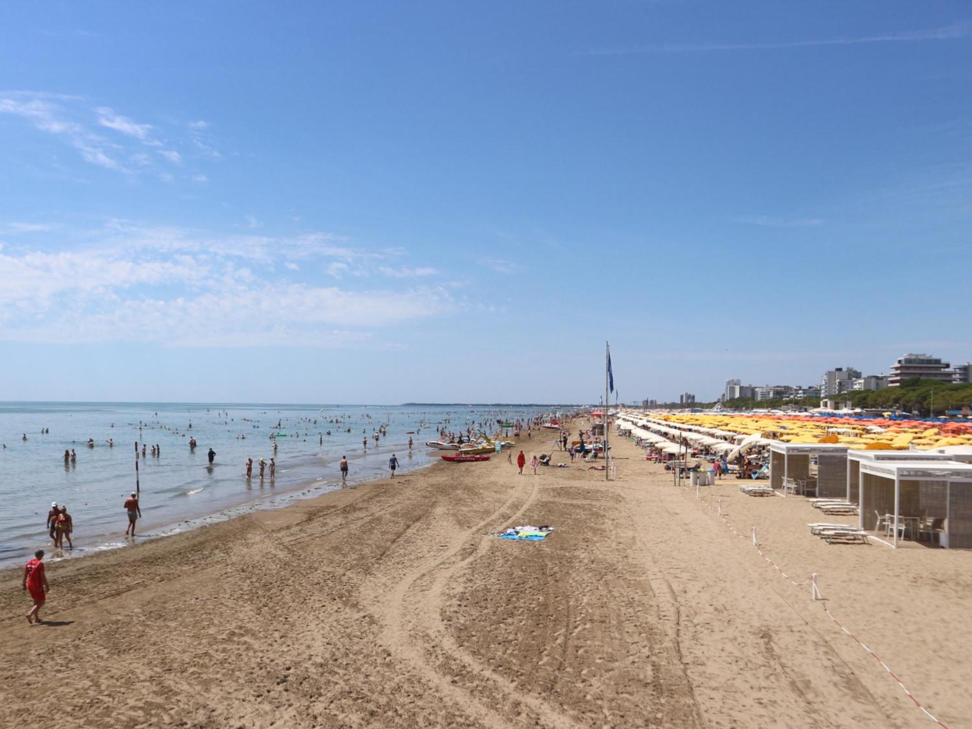 Marco Polo Apartman Lignano Sabbiadoro Kültér fotó